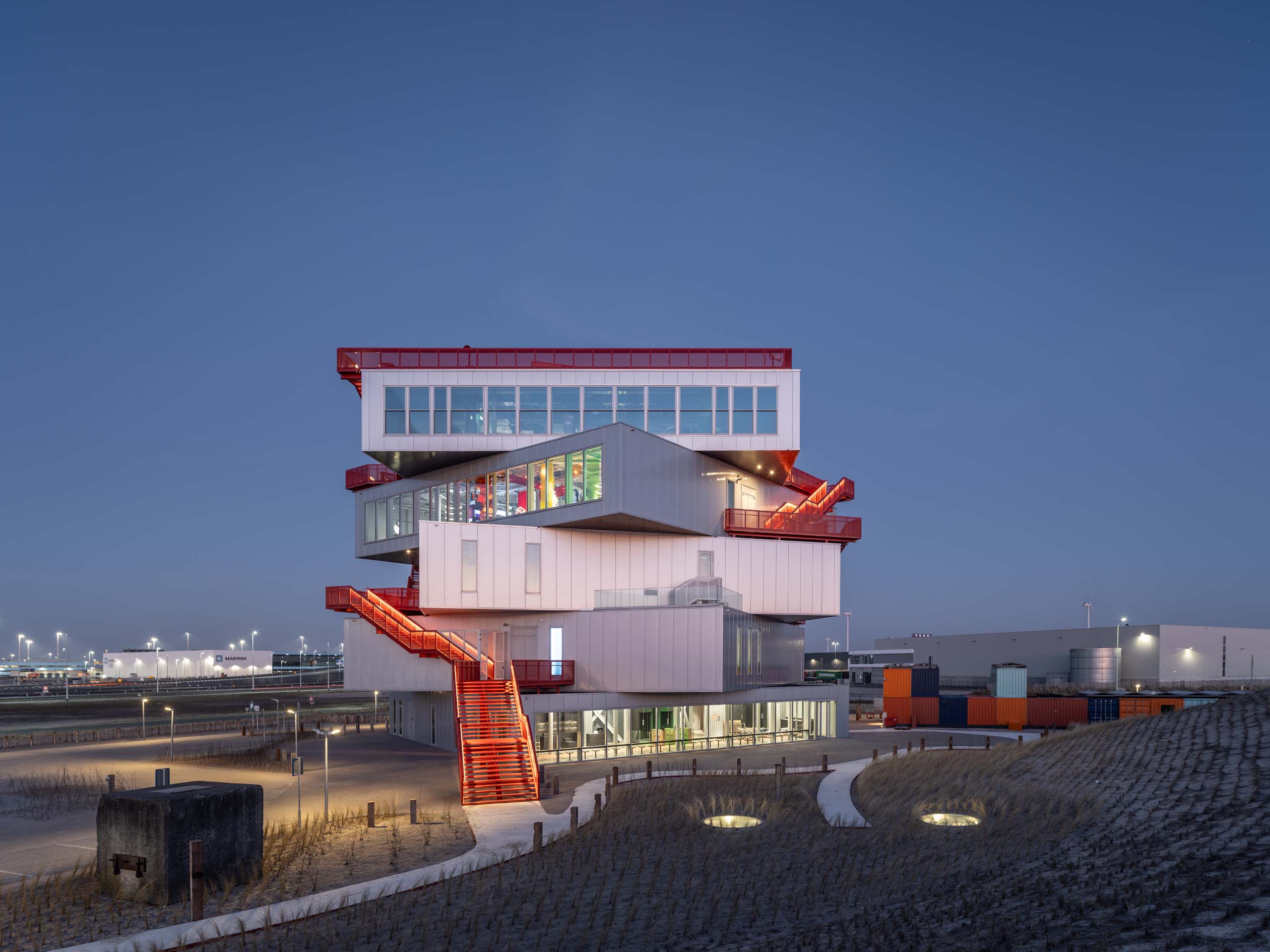 MVRDV - A machine for storytelling: MVRDV’s Portlantis offers visitors ...