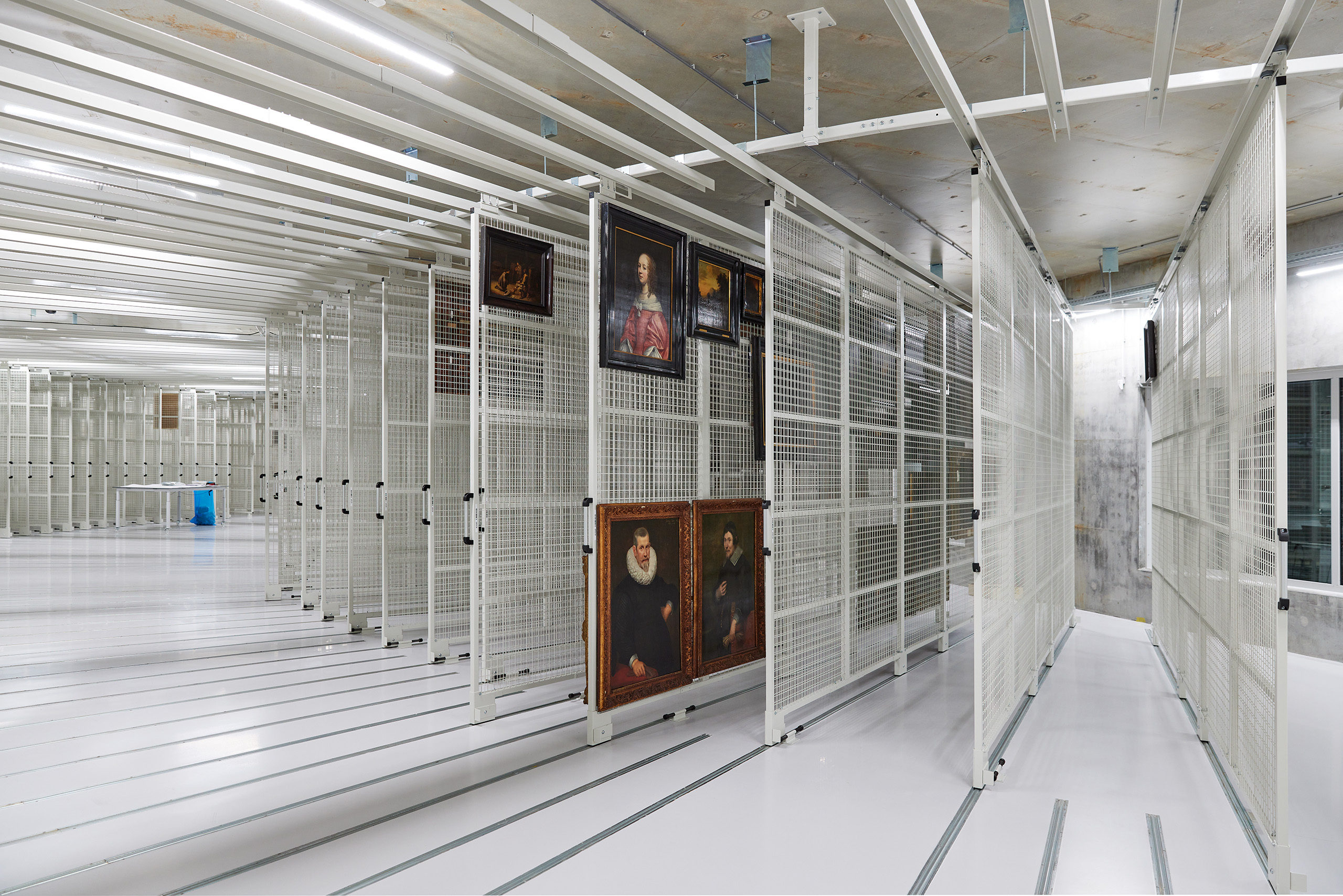 Museum, Art storage